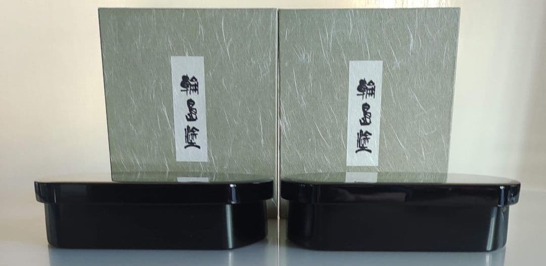 輪島塗　蒔絵付　半月弁当箱　2客セット